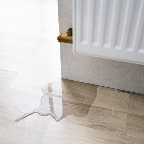 Réparation de Fuite Radiateur par VDKchauffconfort